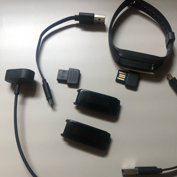 Bundle FitBit Equipment -Bands.Chargers. Chips Etc All pieces - Picture 2 of 8